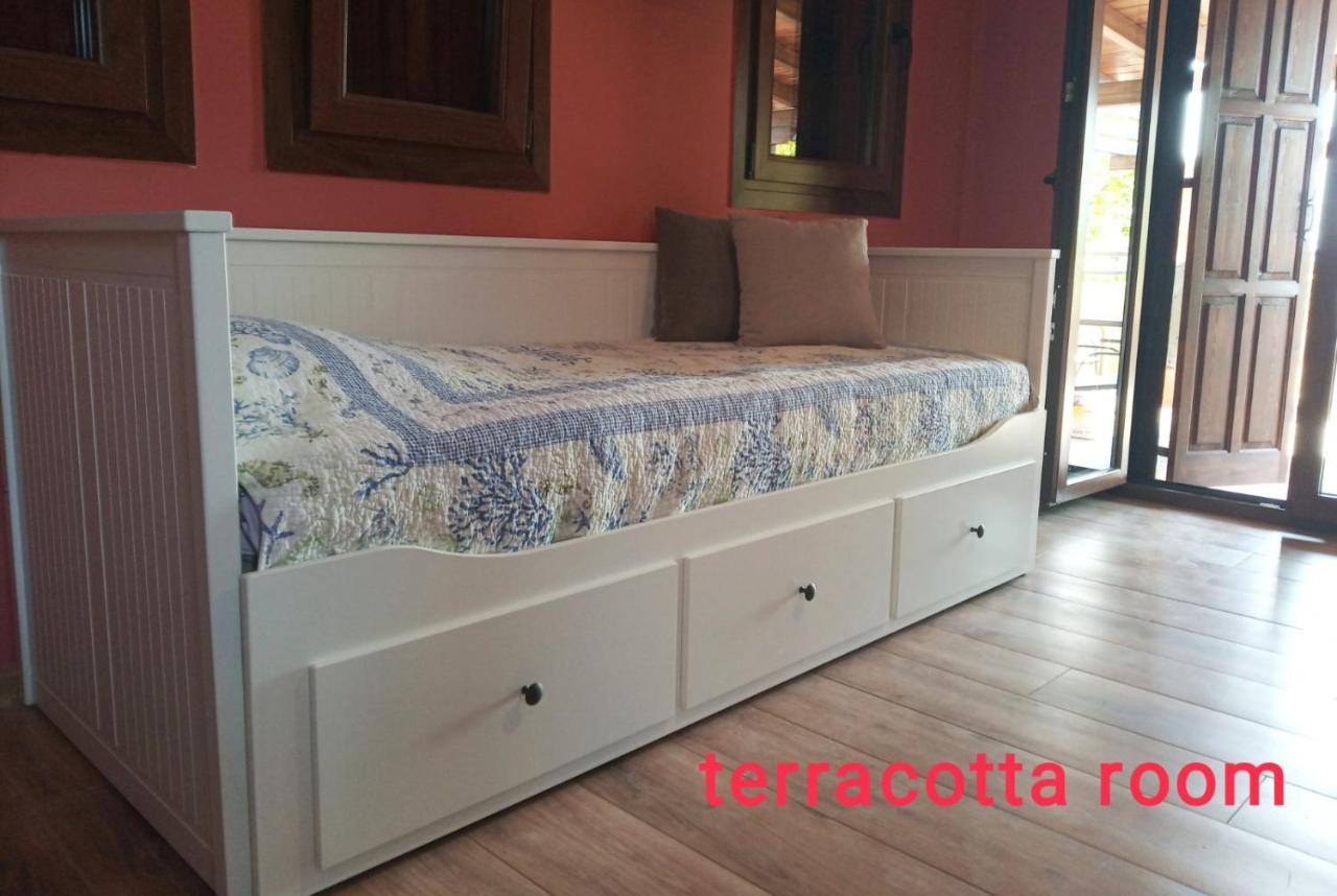 Vasileiou Apartment Kala Nera Ngoại thất bức ảnh